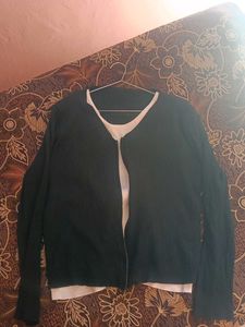 Ribbed Two-Tone Long Sleeve Top
