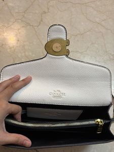 Stylish White Shoulder Bag