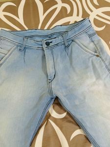 Men's Light Wash Straight Leg Jeans