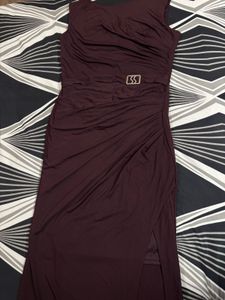 Chic Ruched Maxi Dress with Gold Accent