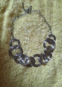 Chunky Silver Tone Circle Necklace