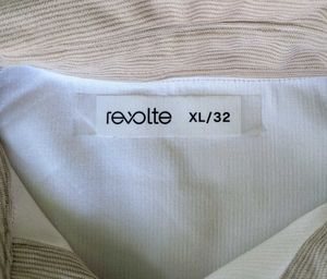 (never used)StyleCast x Revolte Cutaway Collar Cas