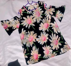 Women Off Shoulder Flower Print Top