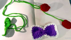 Handmade Crochet Bow Hair Clip