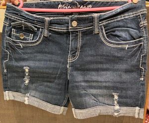 Stylish Blue Denim Shorts
