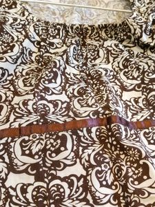 Vintage-Inspired Brown Print Dress
