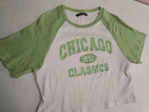 Chicago Classics Graphic T-Shirt