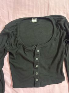 Chic Black Cropped Button-Up Top