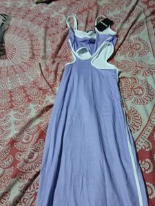 purple dress