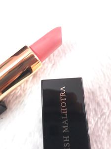 MyGlamm Manish Malhotra Soft Matte Lipstick - Pink