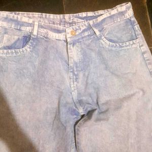 H&amp;M's new light blue denim wideleg baggy je