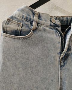 Light Wash Wide Leg Jeans