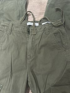 ❗Bershka❗ Olive cargo pants