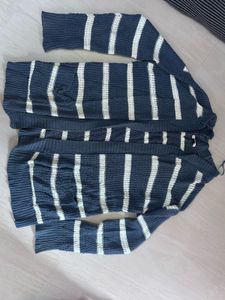 American Eagle Blue & White Striped Cardigan / Shr