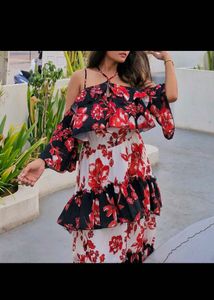 Chic Floral Ruffle Maxi Dress