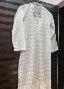 Elegant White Chikankari Kurta