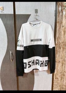 Oversized Graphic Sweatshirt