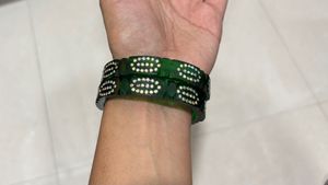 Stunning Emerald Green Bangles with Rhinestones