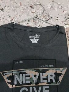 Men's Graphic Long Sleeve T-Shirt