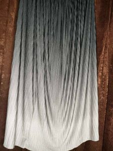 Gorgeous Ombre Pleated Long Skirt - Grey to White