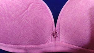 Comfortable Pink Bra one hook br