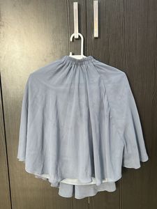 Flowy grey skirt