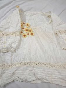 White Cotton Kurta with Floral Appliques