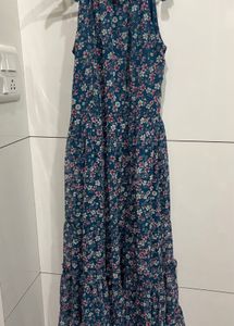 Flowy Floral Print Maxi Dress