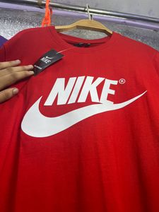 Nike Tshirt