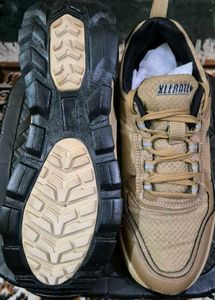 Xlerate men hike casual.shoes in size 8