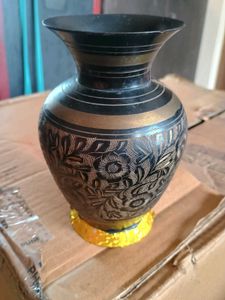 Vastu Floral Kalpvriksh wit pot
