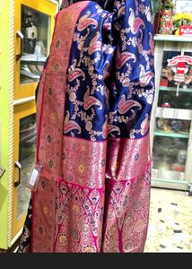 Elegant Navy Blue Paisley Benarasi Saree