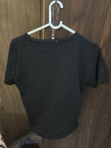 Black Ribbed Cropped Top