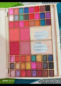 eye shadow