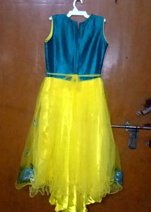 Stylish Girls' Party Wear Dress
