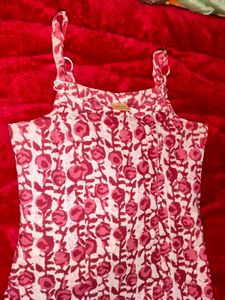Floral Print Sleeveless Kurti