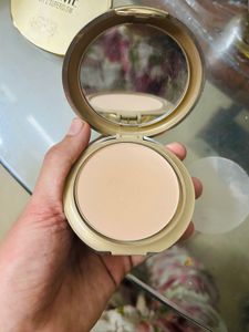 lakme nude unused  compact powder