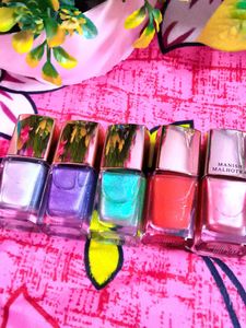 MyGlamm Manish Malhotra Glitter Nail Polish Set 9