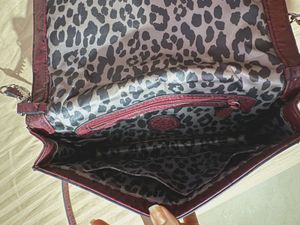 Chic Burgundy Textured Crossbody Bag