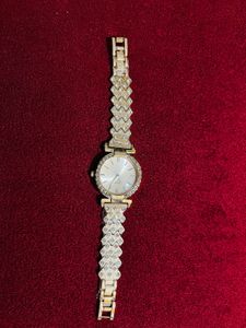 Branded Watch New With Tag ❤️😍U Can Check Reviews