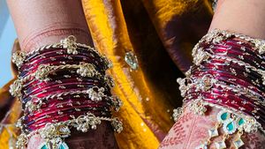 kashmiri Gold Bangles