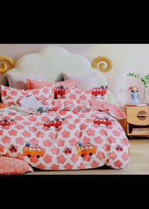 PINTERESTY QUEEN SIZE BEDSHEET NEW WITH PACKAGING