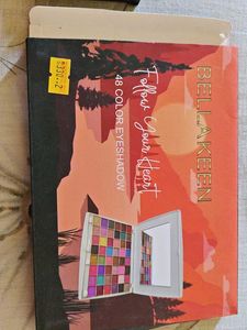 Makeup Bundle: Face Kit &amp; Eyeshadow Palettes