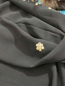 Beautiful Black Saree with Blouse: Classic Style