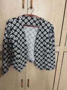 Black & White Front Open Jacket Shrug