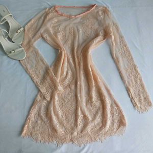 Elegant mini Lace Dress 🪭🪞✨️