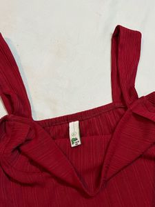 Elegant Red Ribbed Midi Dress