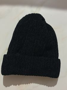 Black Knit Beanie Hat