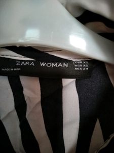 Zara Crop SHIRT