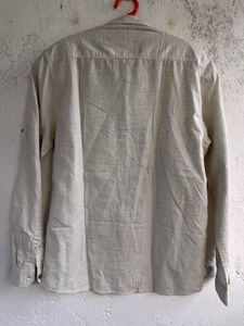 Men's Patterned Button-Down Shirt